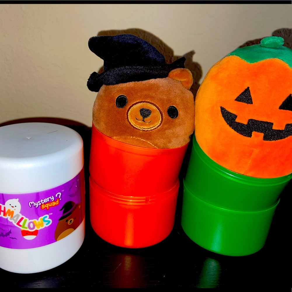 SQUISHMALLOWS 🎃 Halloween capsules (1) SEALED (2)opened NEW 4.5”